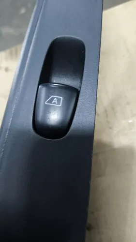 Interruptor Vidro Elétrico Td Nissan Kiks - Imagem 4