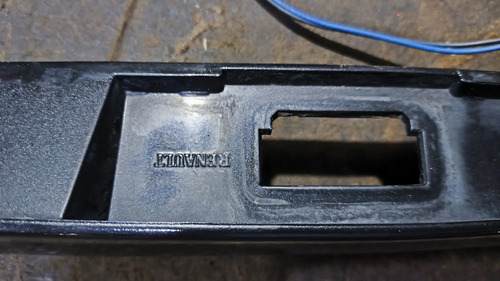 Suporte Luz De Placa Renault Scenic 2006/09 - Imagem 2