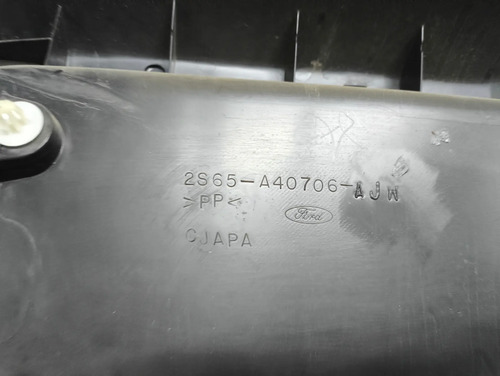 Tampa Limpador Vidro Traseiro Ford Fiesta Hatch 2012 - Imagem 2