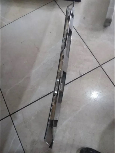 Aplique Friso Tampa Traseira Jac J5 Original 5607300u7101 - Imagem 3