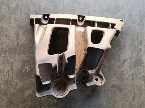 Suporte Guia Parachoque Traseiro Direito Citroen C4 Lounge