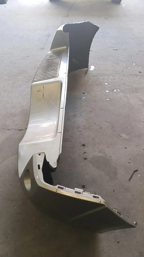Para-choque Traseiro Pajero Tr4 2010-2013 Pequeno Detalhe - Imagem 9