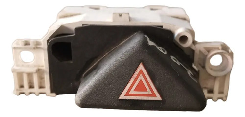 Botão Pisca Alerta Ford Focus Mk1 2003-2008 2m5t13a350aa Preto