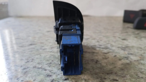 Botão Pisca Alerta  Honda Civic 96 97 98 99 00 Azul-aço - Imagem 3