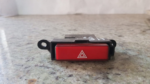 Botão Pisca Alerta Honda Hrv Hr-v 2016 2017 2018 2019 Vermelho - Imagem 2