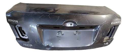 Tampa Traseira Toyota Camry Xv50 2012-2019 C/ Detalhe Cinza-escuro