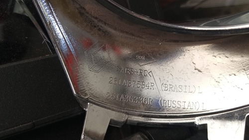 Par Moldura Farol Milha Renault Logan Sandero 2014-2019 Orig Prateado Ambos Lados - Imagem 4