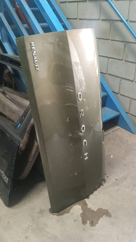 Tampa Traseira Renault  Oroch 16/21 C/ Detalhe Verde - Imagem 3