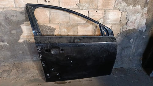 Porta Dianteira Direita Volvo V40 14/20 Tem Detalhe Dianteira Direto - Imagem 2