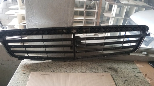 Grade Dianteira Cromada Mercedes C180 C200 C250 2007-14 Orig Prateado Brilhante - Imagem 3