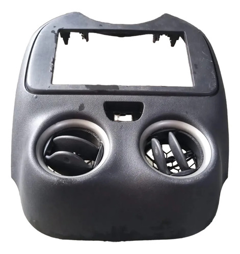 Moldura Central C/ Difusor De Ar Nissan March 2012-2015 - Imagem 2