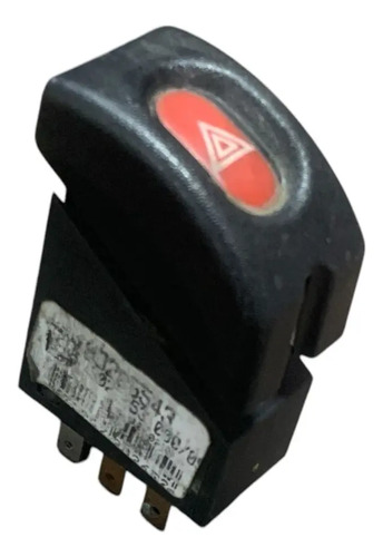 Botão Interruptor Pisca Alerta Gm Chevrolet Corsa 1998 2017 Preto