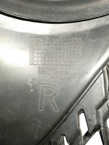 Moldura Milha Lado Direito Outlander 2016 A 2018 Original Preto Direito - Imagem 5