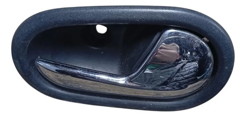 Maçaneta Interna Lado Direito Renault Sandero 2014 A 2018 Preto Traseira - Imagem 4