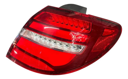 Lanterna Traseira Direita Mercedes B200 2013 A 2016 Direito/passageiro Vermelho