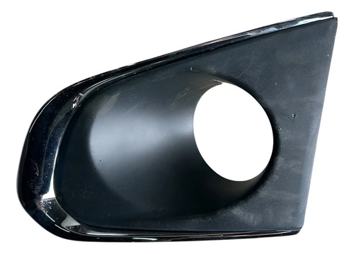 Moldura De Milha Chevrolet Tracker 2014 A 2018 Lado Esq Preto Esquerdo