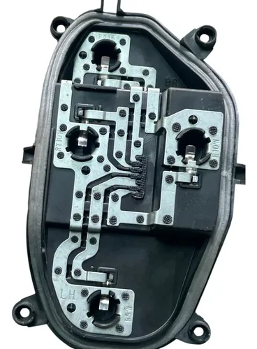 Circuito Soquete Lanterna Ford Ka 2015 A 2020 Lado Esq Esquerdo/motorista Preto - Imagem 2