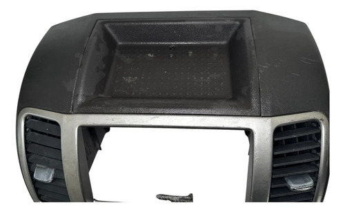 Moldura Central Painel Nissan Frontier 2007 A 2016 Original Cinza - Imagem 2