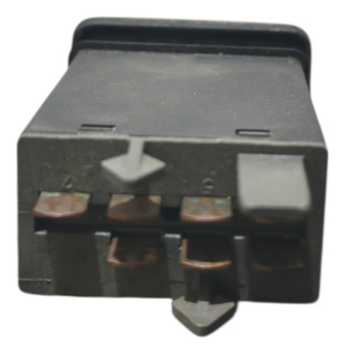 Botao Pisca Alerta Golf 01/05 Original Vw 1j0953235j Preto - Imagem 4