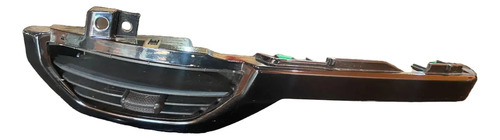 Grade Difusor De Ar Esquerda Trailblazer Bls10 2.8  94763898