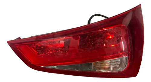 Lanterna Lado Direito Audi A1 2011 Até 2014 8x0945094b Esquerdo/motorista Vermelho