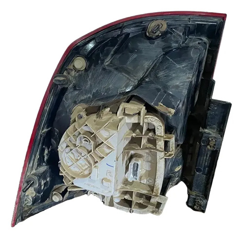 Lanterna Traseira Direita Renault Oroch 2016 Até 2020 Direito/passageiro Vermelho - Imagem 4