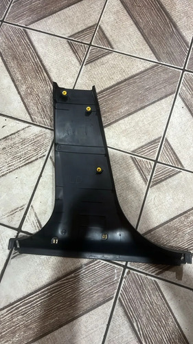 Moldura Interna Coluna Central Lado Direito Gm Cruze 2012/16 Preto - Imagem 3