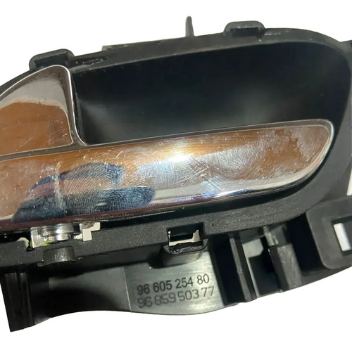 Maçaneta Int Tras Esq Peugeot 308 408 2013 A 2015 9660525480 Preto Dianteira/traseira - Imagem 5