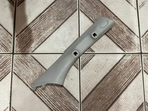Moldura Coluna Parabrisa Direita Trailblazer S10 13/19