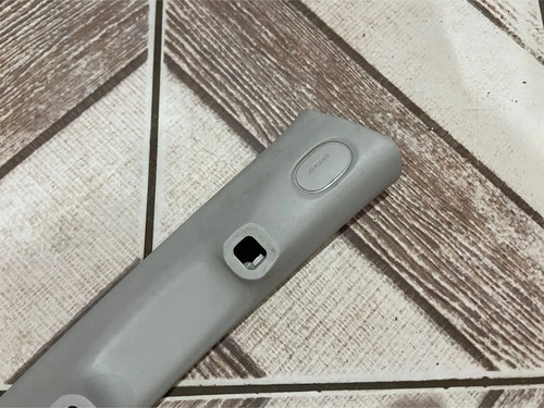 Moldura Coluna Parabrisa Direita Trailblazer S10 13/19 - Imagem 4