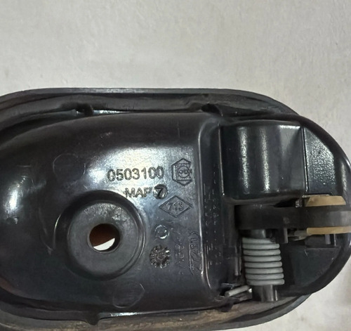 Maçaneta Interna Porta Direita Renault Duster Logan Sandero Preto Dianteira - Imagem 3