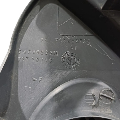 Suporte Esquerdo Do Tampão Do Bagagito Fiat Palio 1995 - Imagem 3