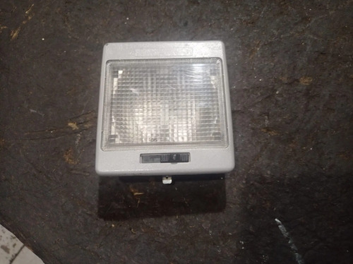 Luz De Cortesia Santana 1999 - Imagem 1
