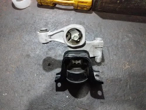 Suporte Coxim Nissan Sentra 2017