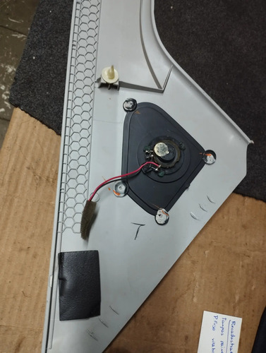 Moldura Da Coluna Parabrisa Le Volkswagen Fox - Imagem 4