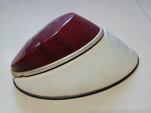 Lanterna Original Vw Traseira Fusca 1119452331 Direito/passageiro Rubi