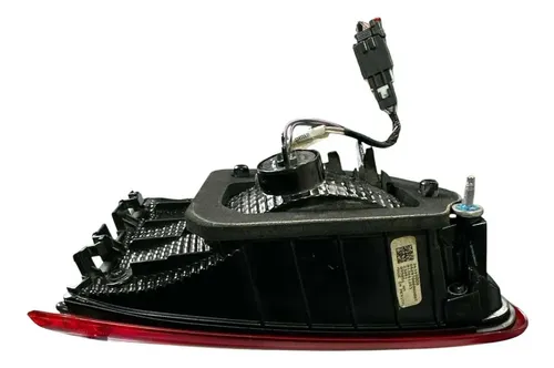 Lanterna Tampa Chevrolet Onix Plus 26398000 2020-2026 L.e - Imagem 3