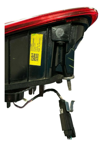 Lanterna Tampa Chevrolet Onix Plus 26398001 2020-2026 L.d - Imagem 8