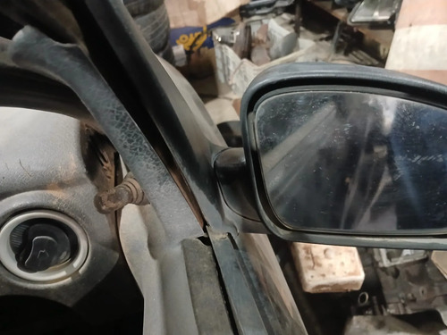 Retrovisor Lado Direito Manual Chevrolet Celta 01 A 06 Usado - Imagem 5