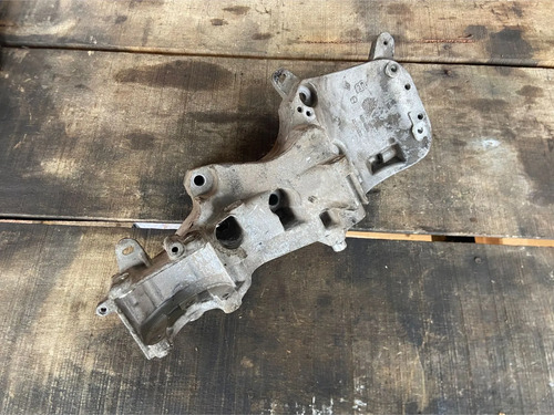 Suporte Compressor Bomba Renault Sandero 8200841114