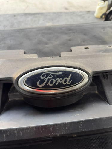 Grade Parachoque Diant Parachoque Ford Fiesta 10 A 14 Usado Preto Fosco