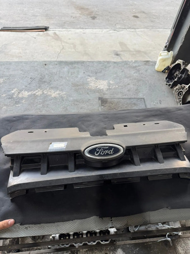 Grade Parachoque Diant Parachoque Ford Fiesta 10 A 14 Usado Preto Fosco - Imagem 4