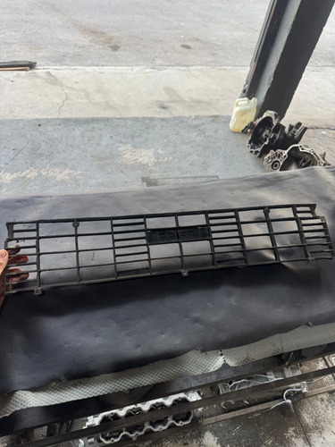 Grade Frontal Original Fiat 147 Europa City 80 A 83 Usado Preto