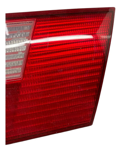 Lanterna Tampa Traseira Direita Volkswagen Santana 1998 2006 Direito/passageiro Vermelho - Imagem 5