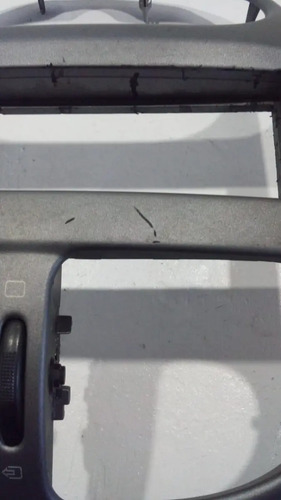 Moldura Central Painel Peugeot 206 2008 - Imagem 7
