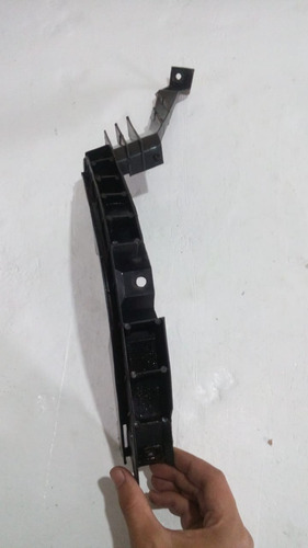 Guia Parachoque Traseiro Direito Vw Golf 2005 - Original - Imagem 4