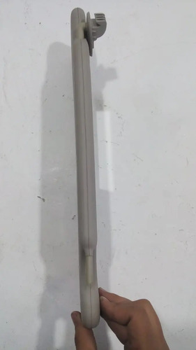 Quebra Sol Lado Direito Renault Sandero 2016 - Original - Imagem 3