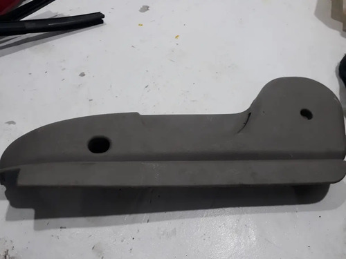 Moldura Banco Lado Direito Corolla 2001