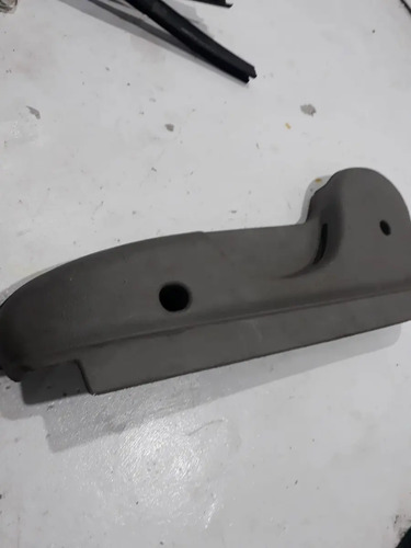 Moldura Banco Lado Direito Corolla 2001 - Imagem 6