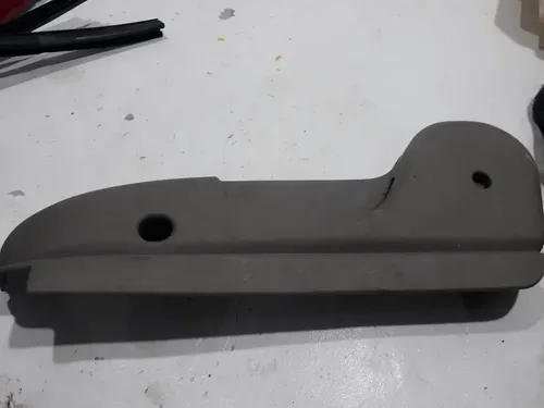 Moldura Banco Lado Direito Corolla 2001 - Imagem 7
